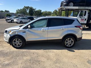 2017 Ford Escape SE - Exterior Side Driver Image